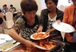 网红吃瓜馋坏大妈视频大全,视频大全盘点美食诱惑瞬间